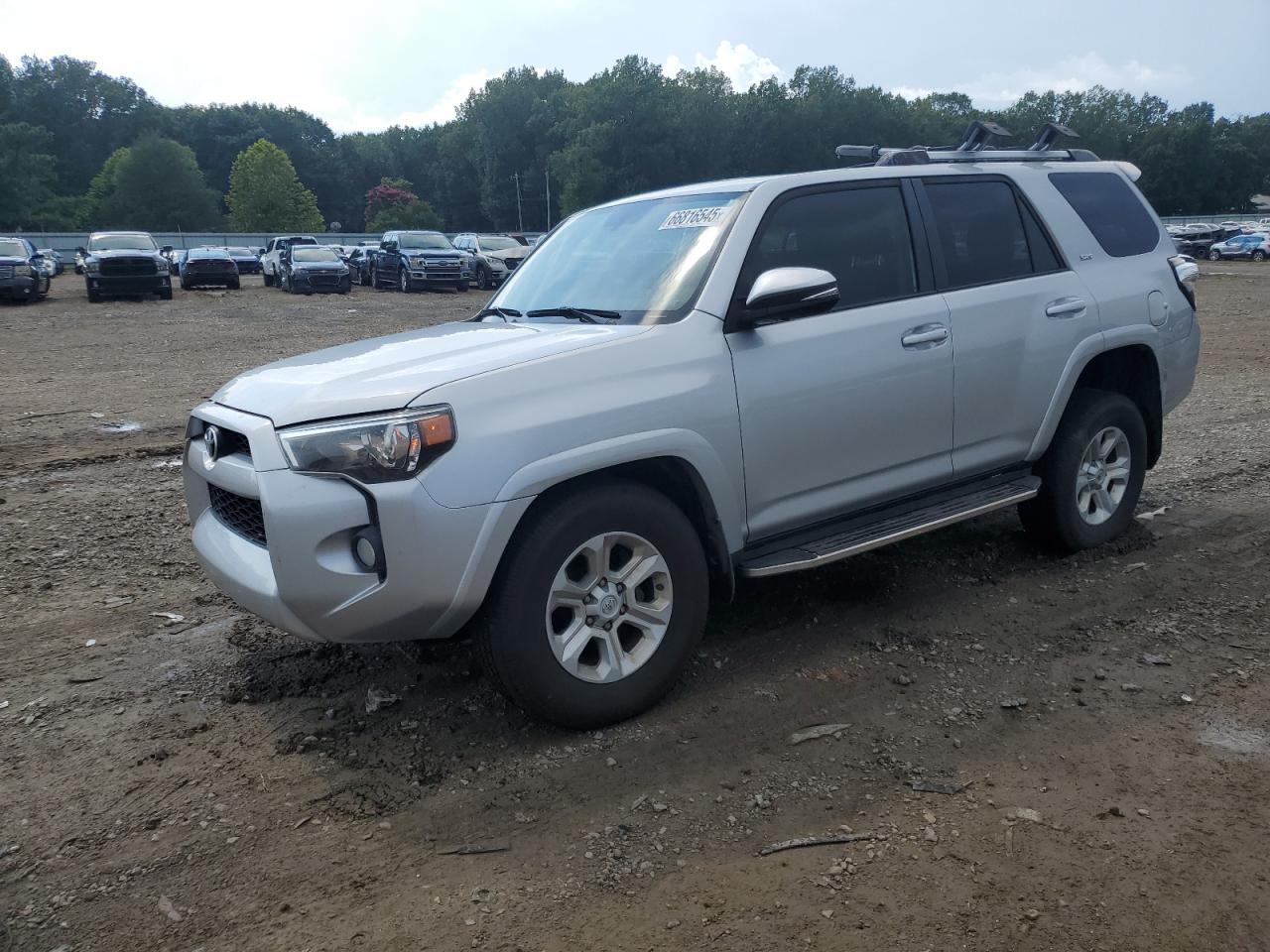 TOYOTA 4RUNNER SR5