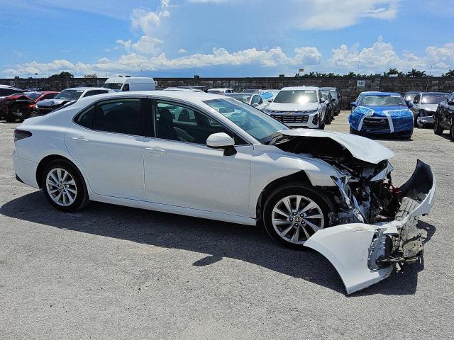 2021 TOYOTA CAMRY LE 4T1C11AK7MU453235