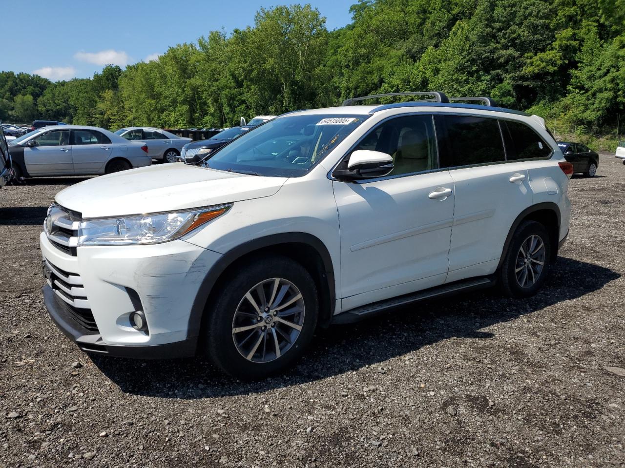 TOYOTA HIGHLANDER SE
