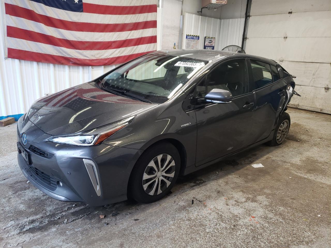 TOYOTA PRIUS LE
