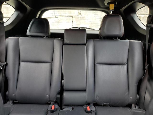 2018 TOYOTA RAV4 SE JTMJFREV4JJ249554