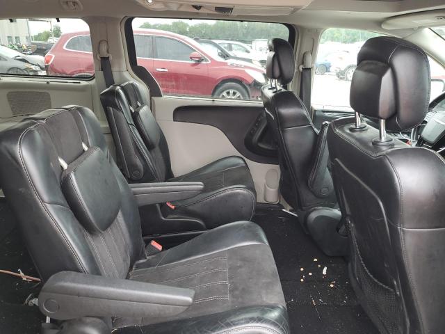 2016 CHRYSLER TOWN & COU - 2C4RC1JG5GR232481