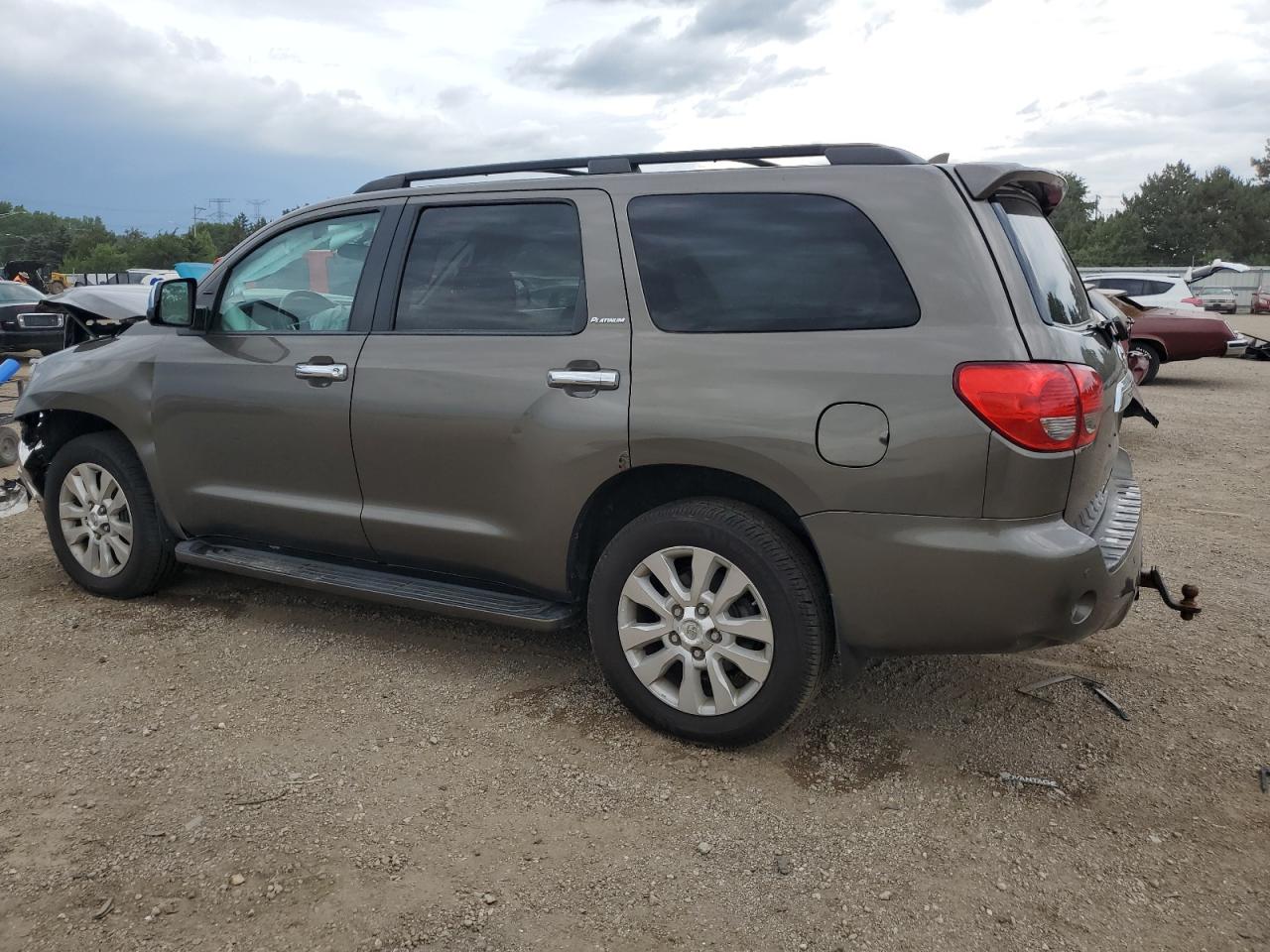 TOYOTA SEQUOIA PLATINUM