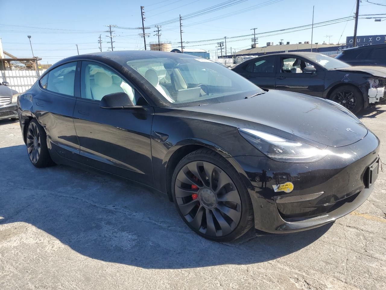 TESLA MODEL 3
