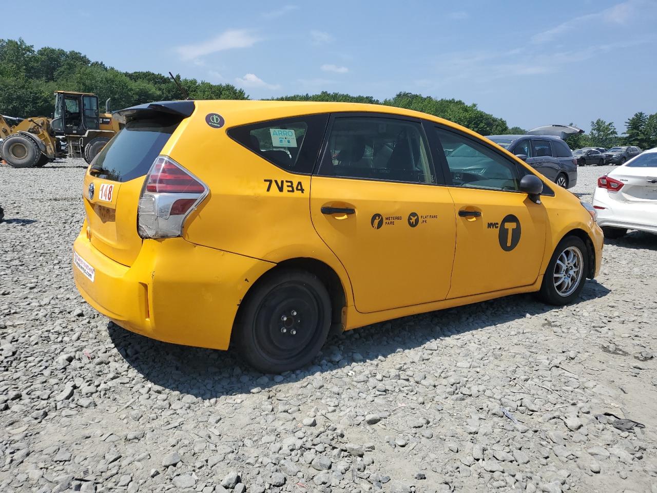 TOYOTA PRIUS V