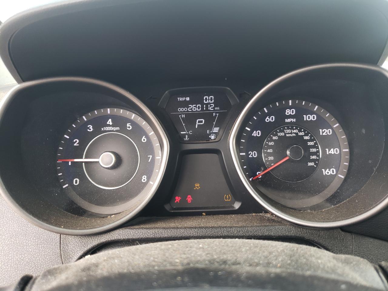 Hyundai Elantra gl 2013