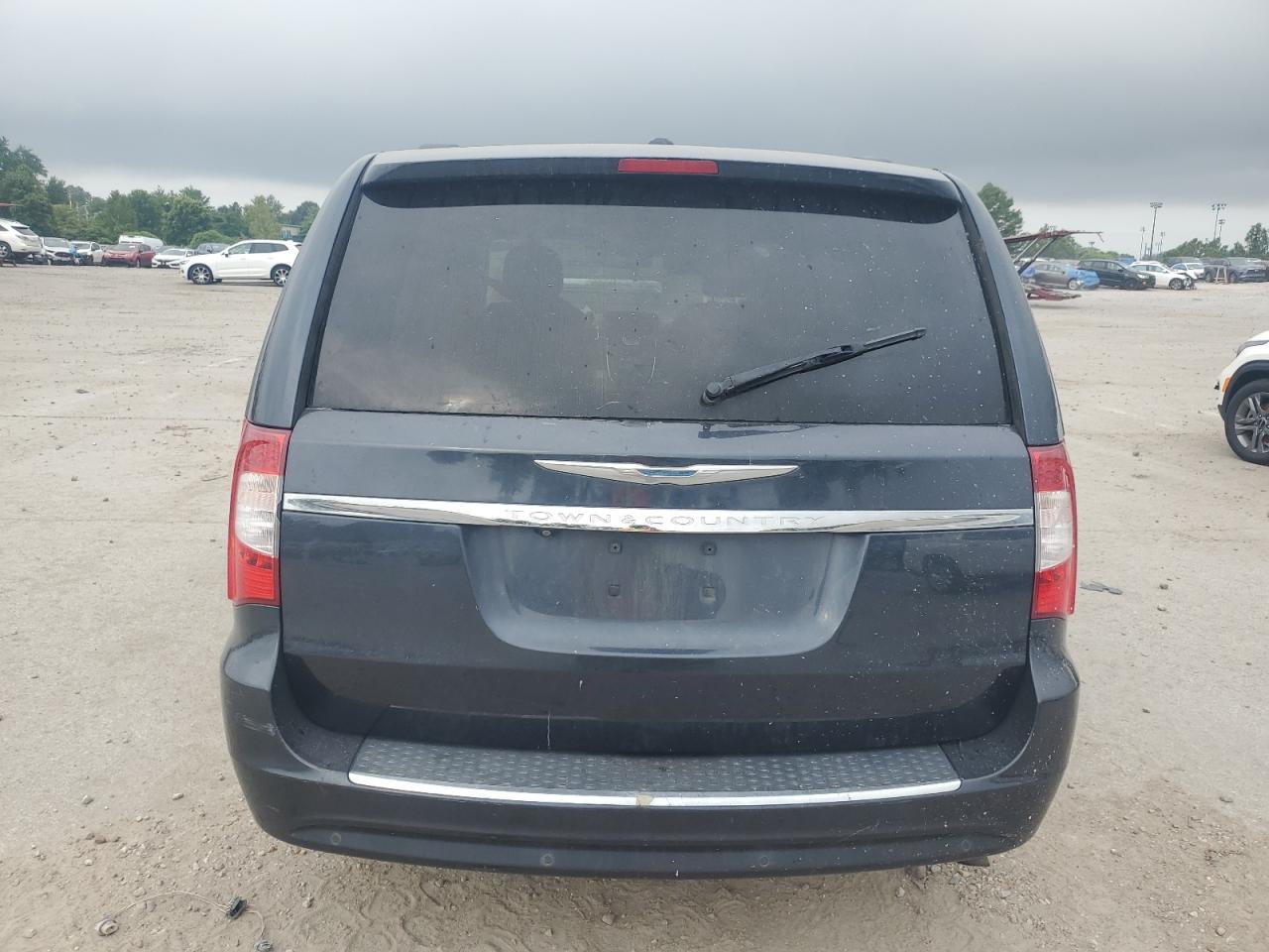 CHRYSLER TOWN & COUNTRY TOURING L