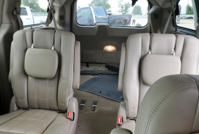 2015 CHRYSLER TOWN & COU - 2C4RC1CG9FR590937