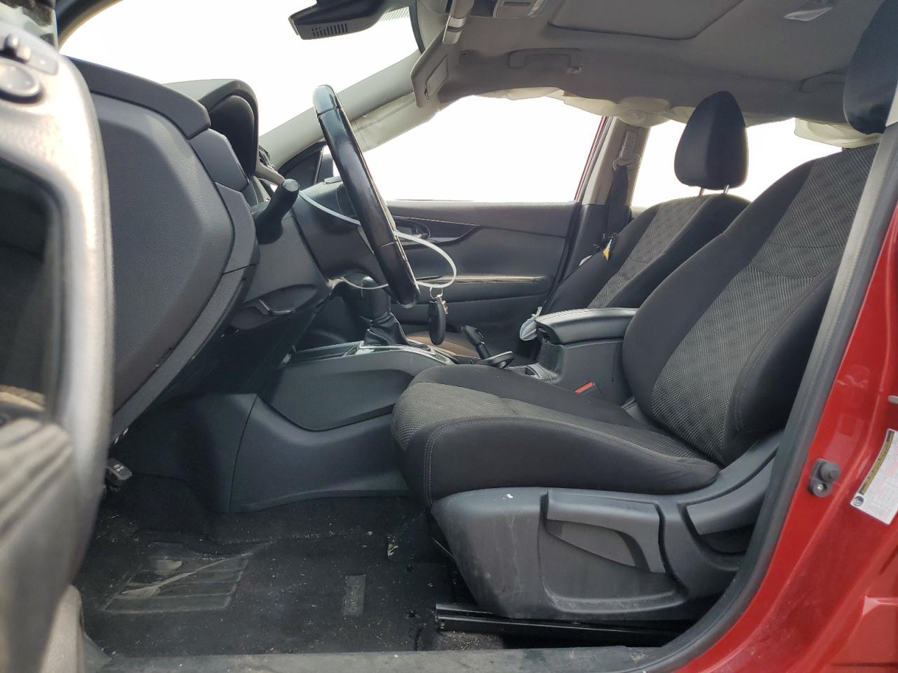 NISSAN ROGUE SPORT S