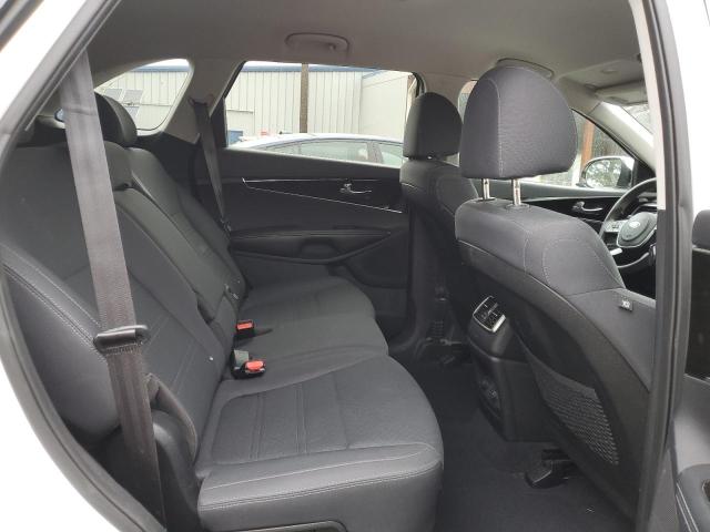 2019 KIA SORENTO LX 5XYPGDA54KG559060