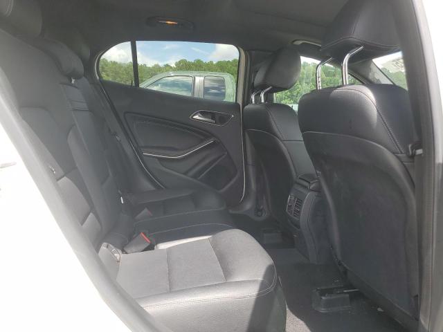 2017 MERCEDES-BENZ GLA 250 - WDCTG4EB6HJ290187