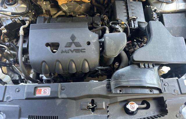 2019 MITSUBISHI OUTLANDER JA4AZ3A32KZ011384