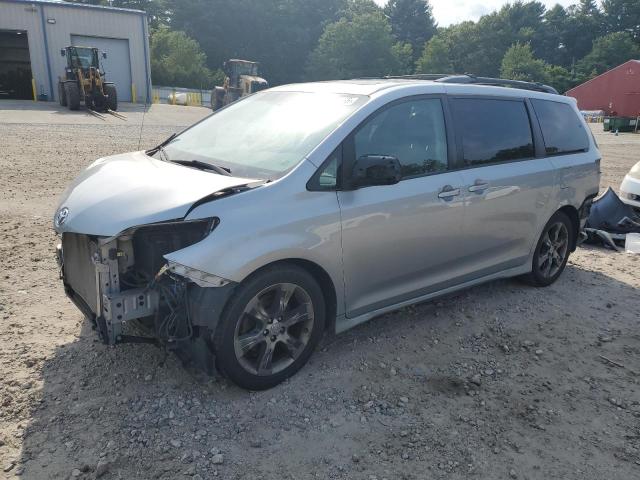 TOYOTA SIENNA SPO