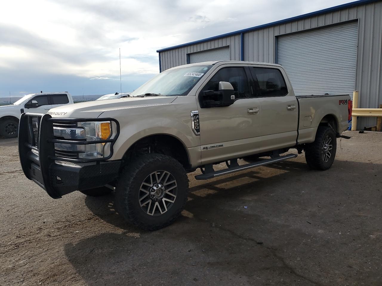 FORD F-250 SUPER DUTY