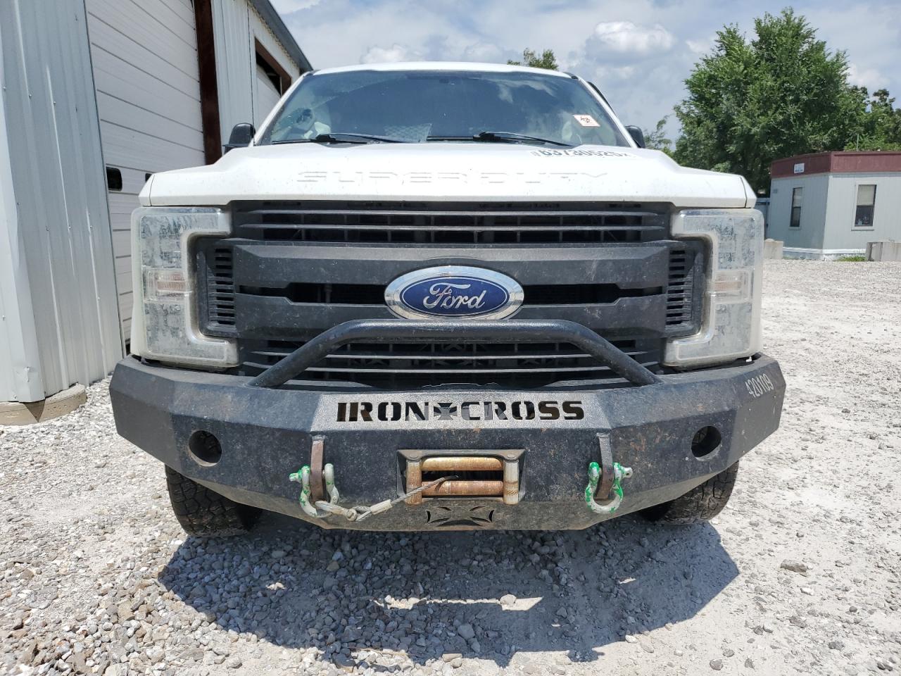 FORD F-250 SUPER DUTY