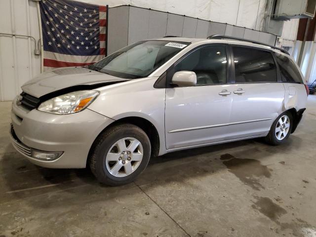 TOYOTA SIENNA XLE