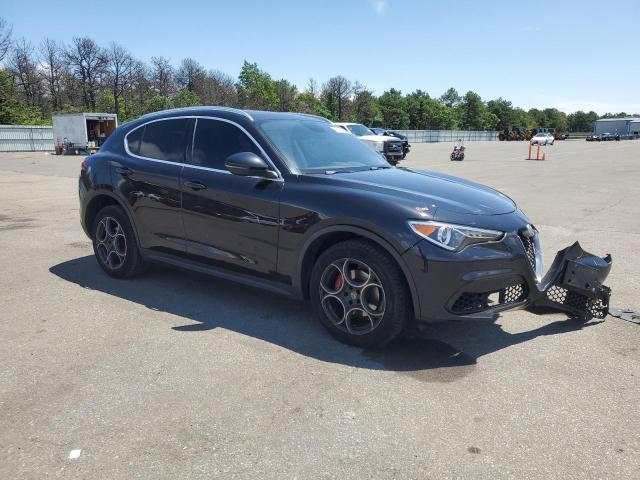 2018 ALFA ROMEO STELVIO ZASFAKAN9J7B98154