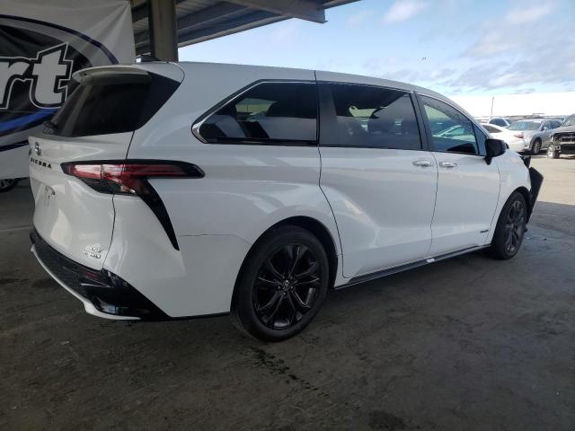 2021 TOYOTA SIENNA XSE 5TDXRKEC8MS039716