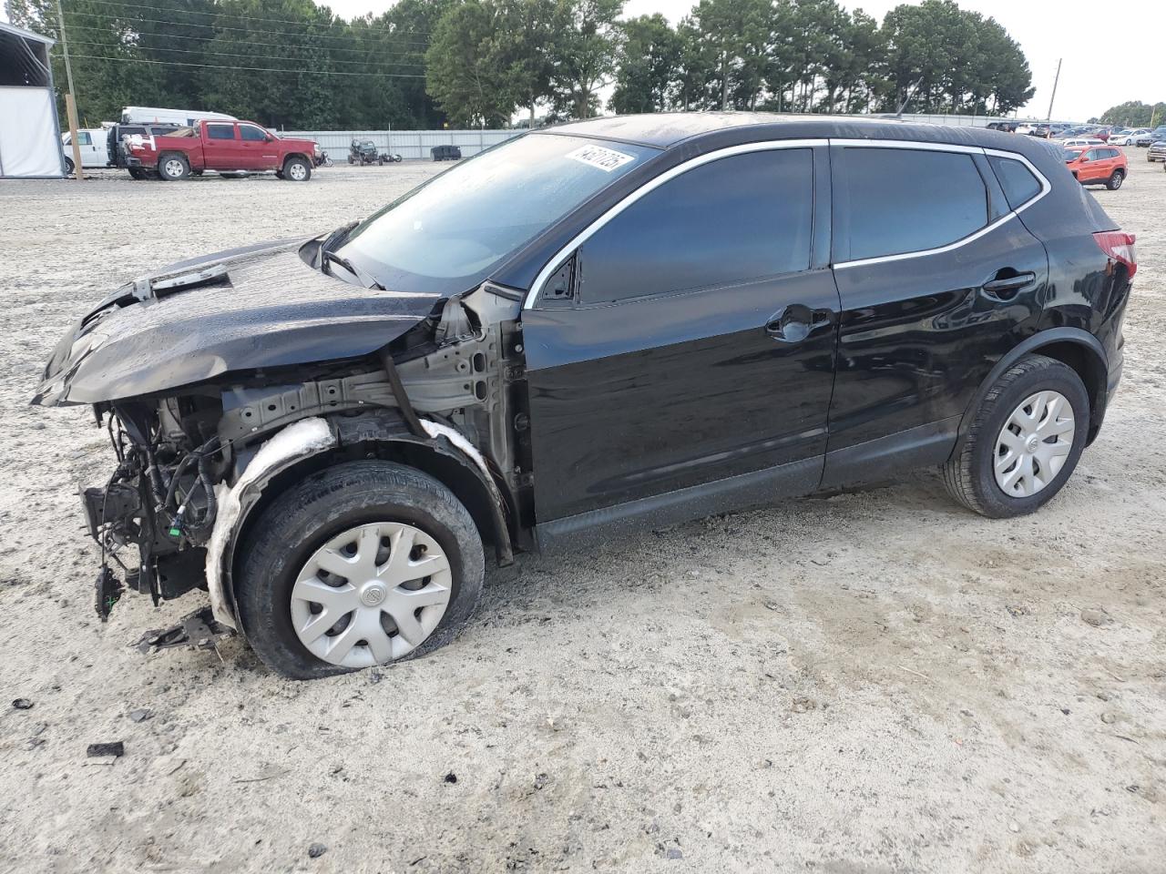 NISSAN ROGUE SPORT S