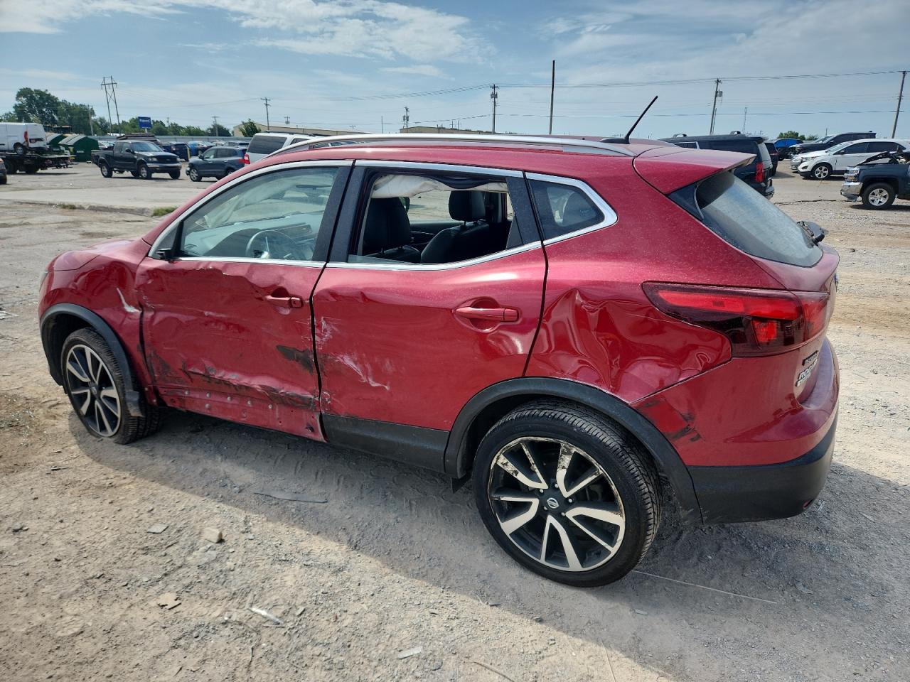 NISSAN ROGUE SPORT S