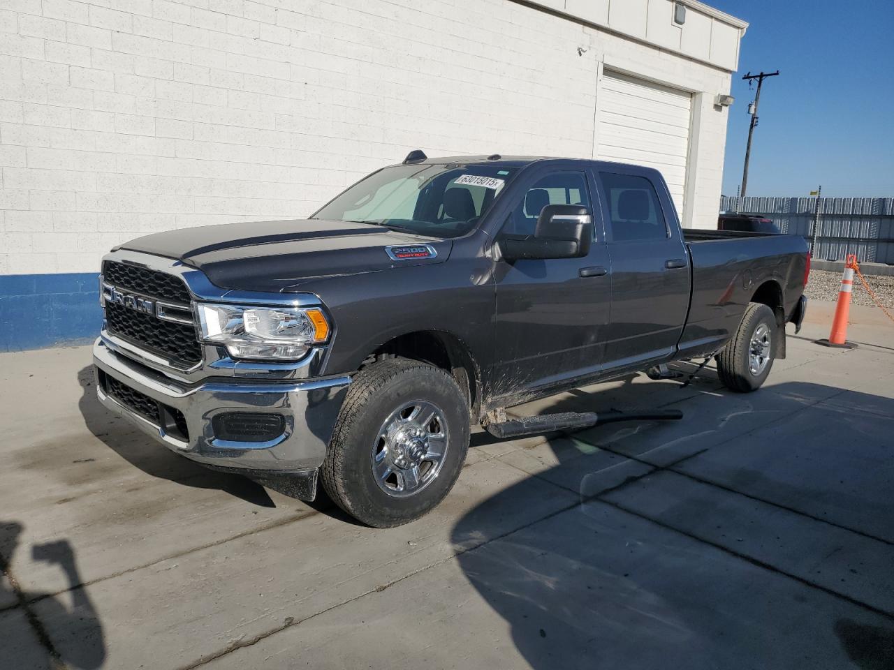 RAM 2500 TRADESMAN