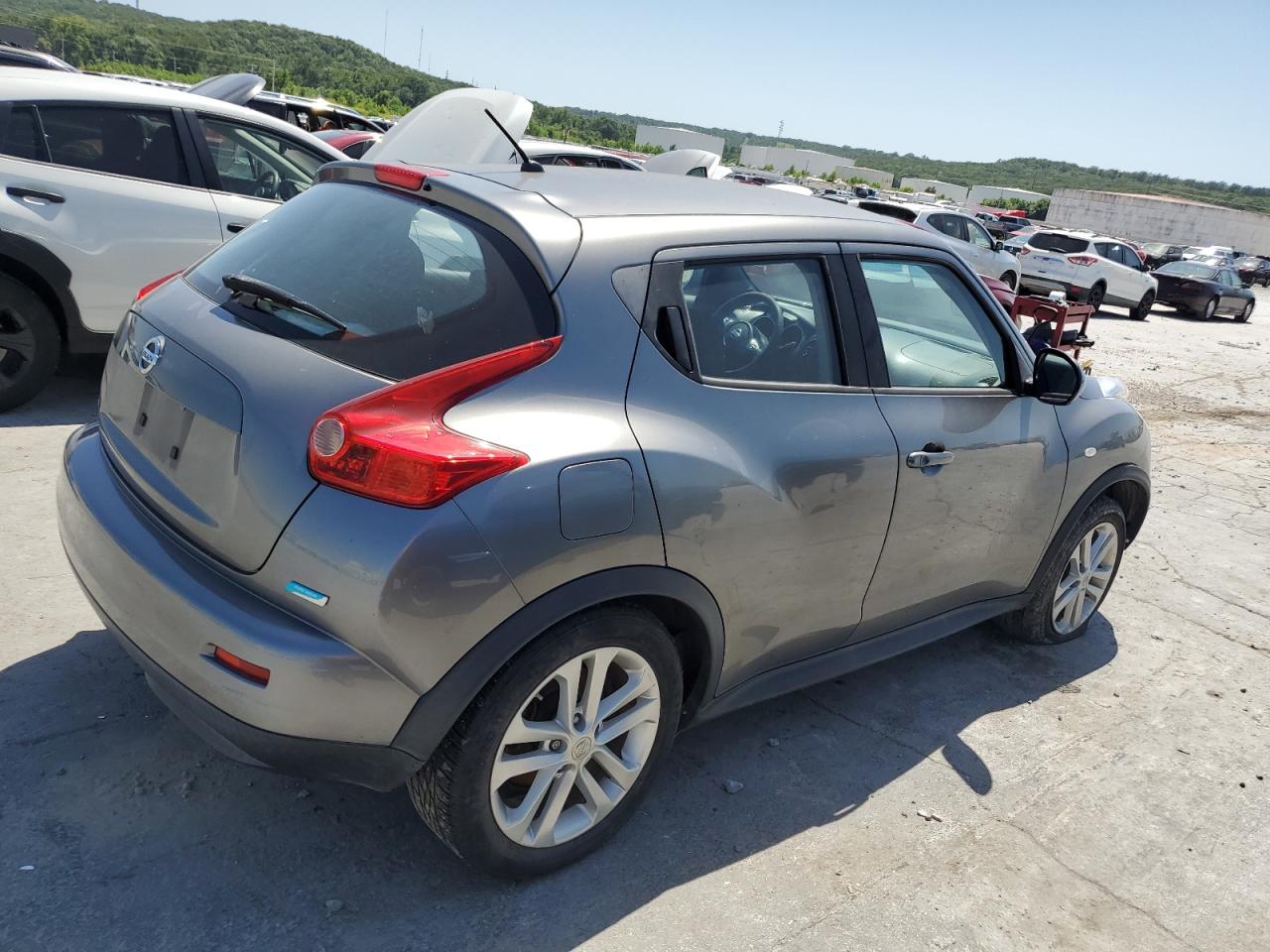 NISSAN JUKE S