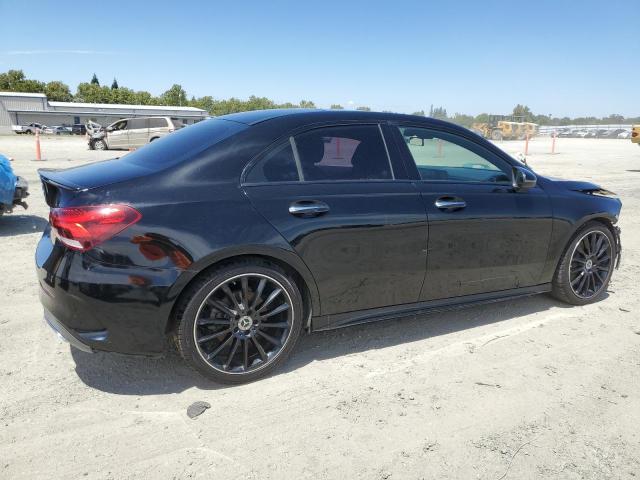 MERCEDES-BENZ A 220 2019 black  gas WDD3G4EB4KW008618 photo #4