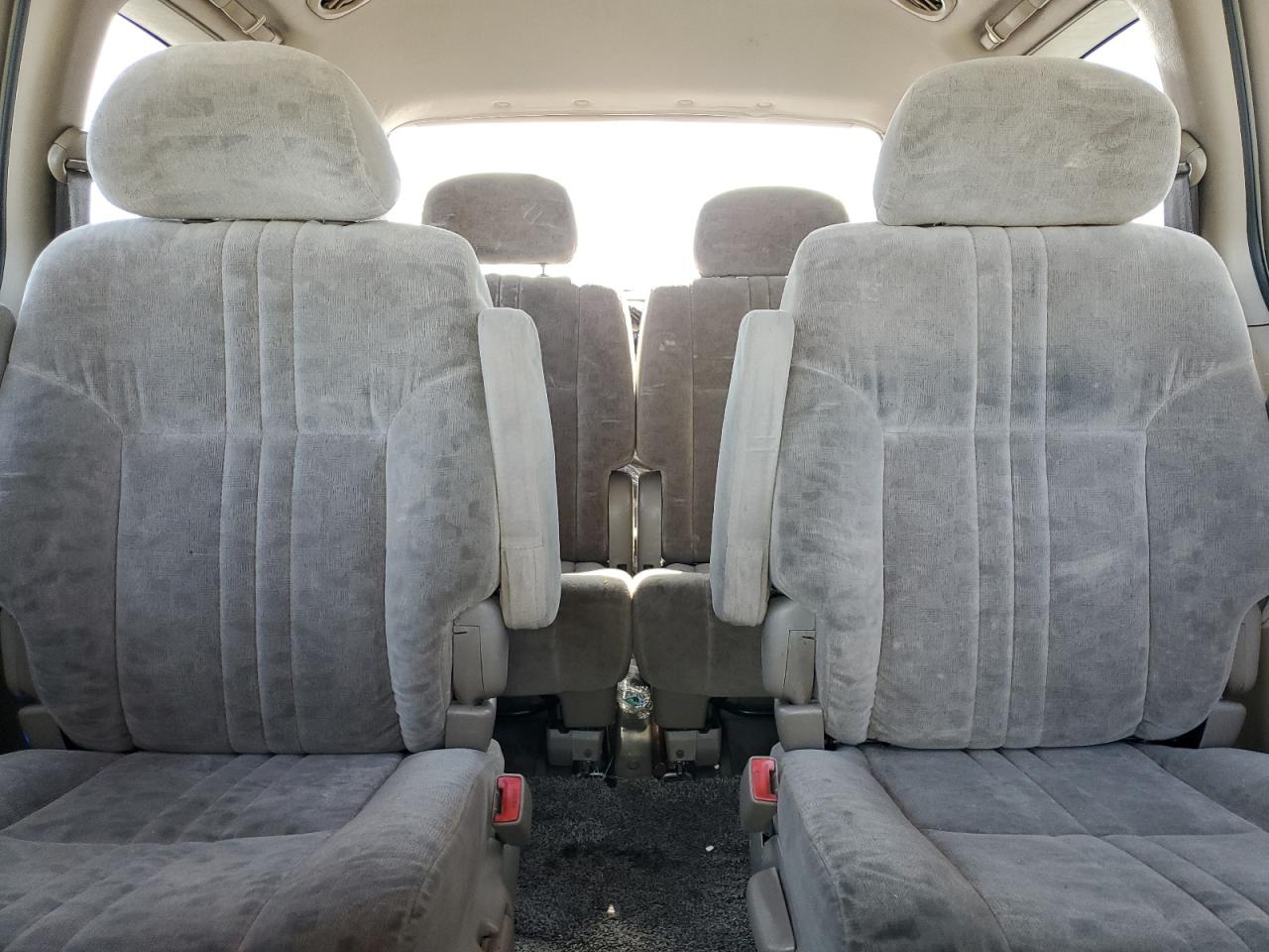 Lot #3304529461 2001 TOYOTA SIENNA LE