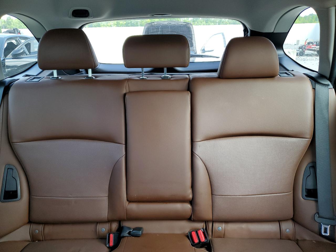 SUBARU OUTBACK TOURING