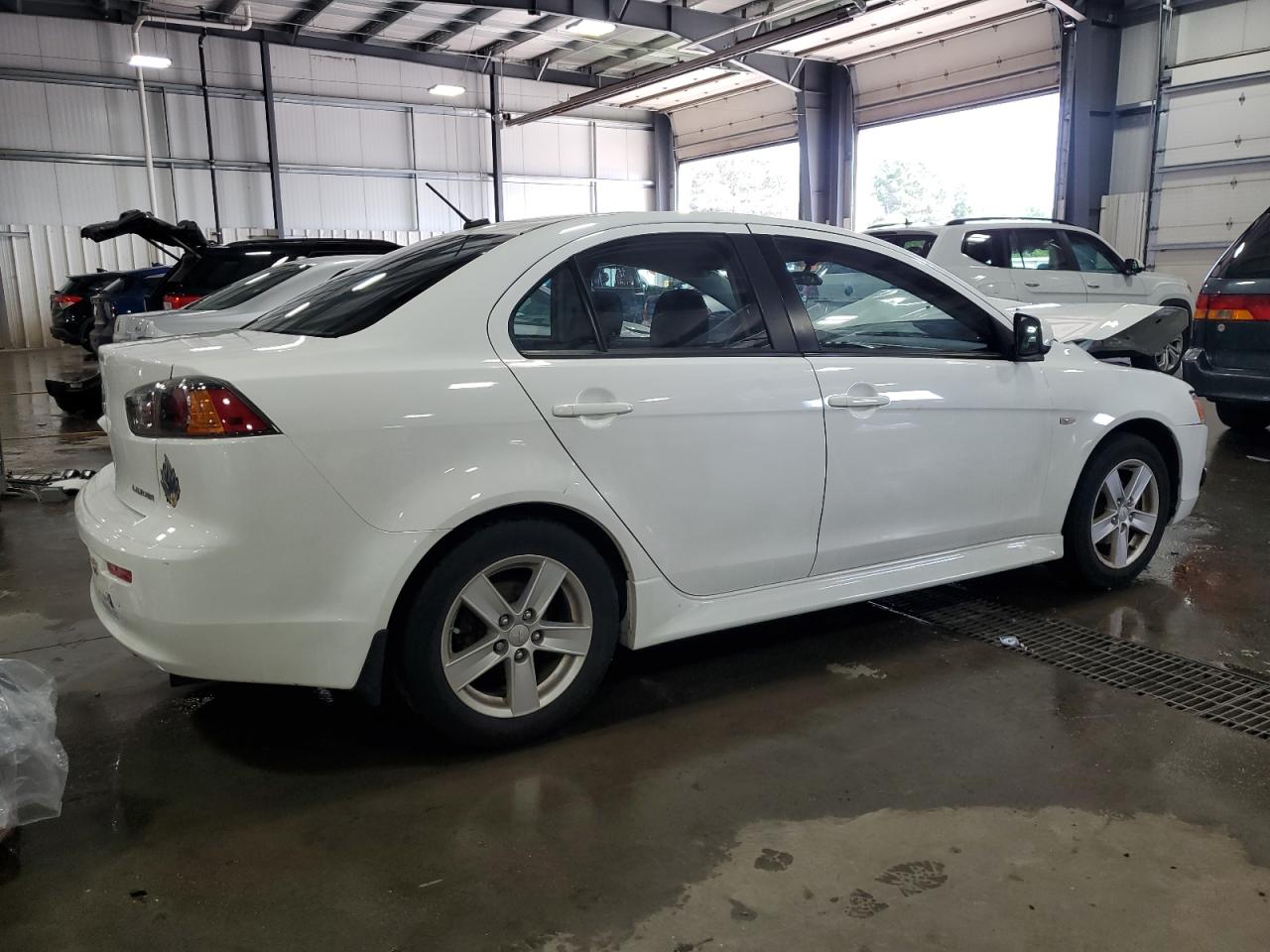 MITSUBISHI LANCER SE