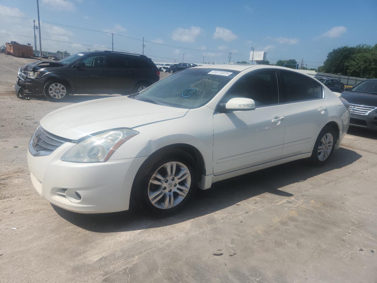 NISSAN ALTIMA BASE