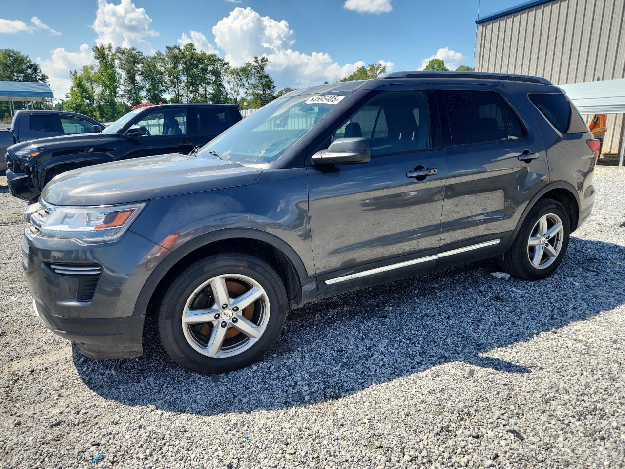 FORD EXPLORER XLT