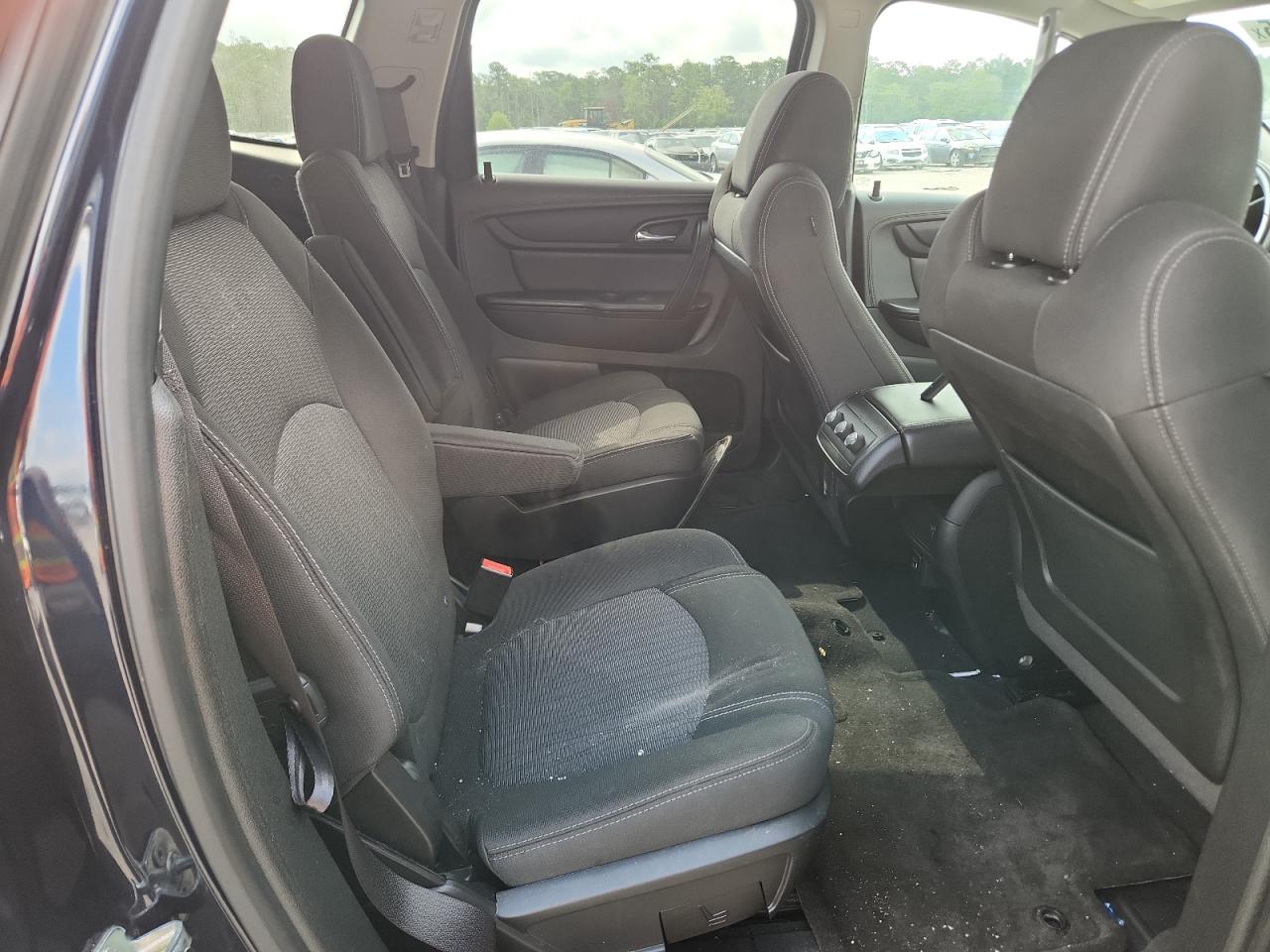 CHEVROLET TRAVERSE LT