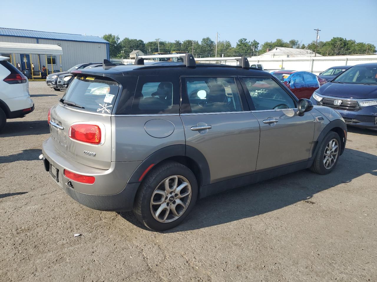 MINI COOPER CLUBMAN