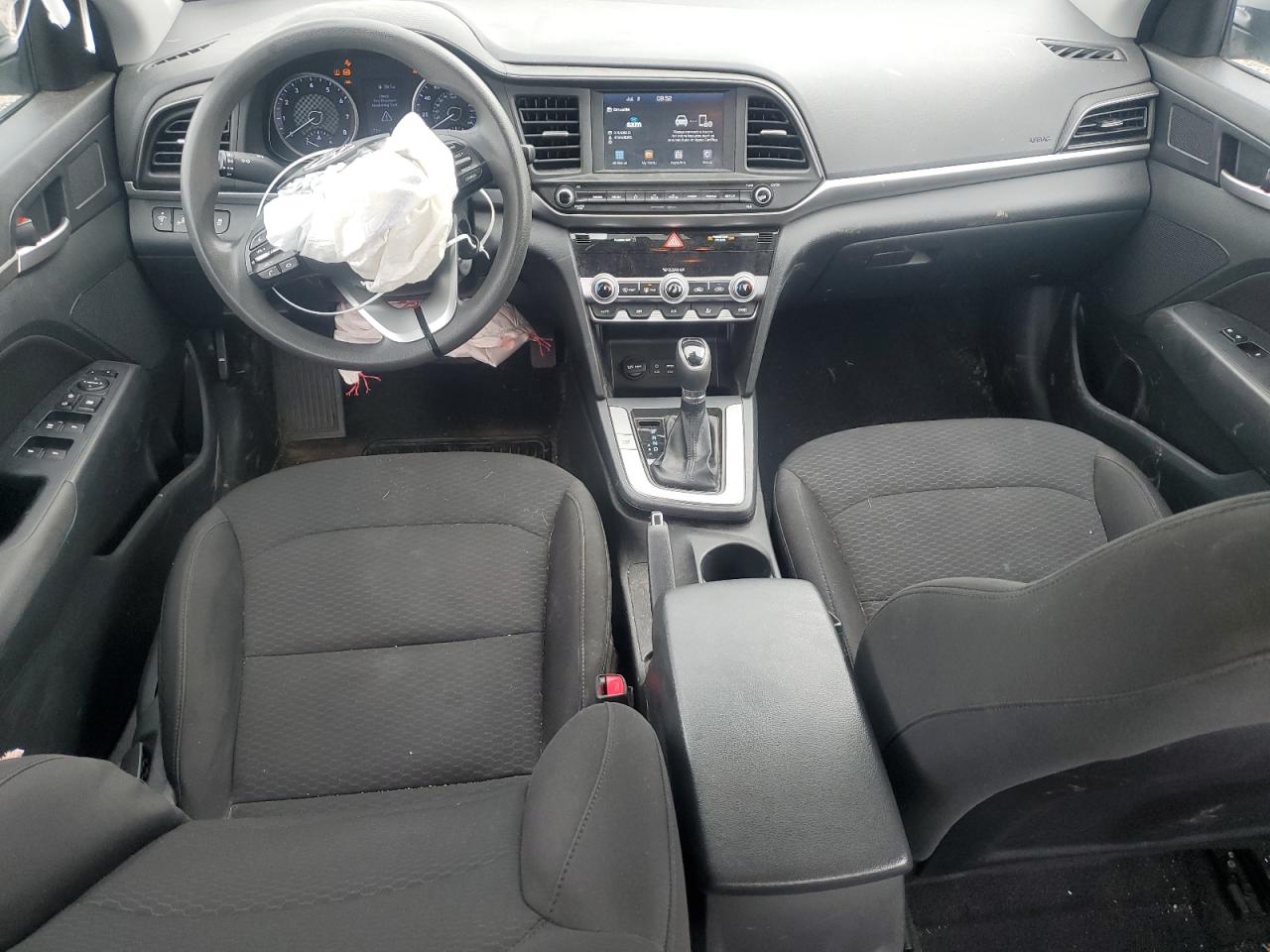 Hyundai Elantra se 2020
