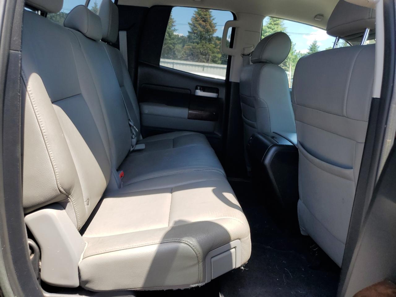 TOYOTA TUNDRA DOUBLE CAB LIMITED