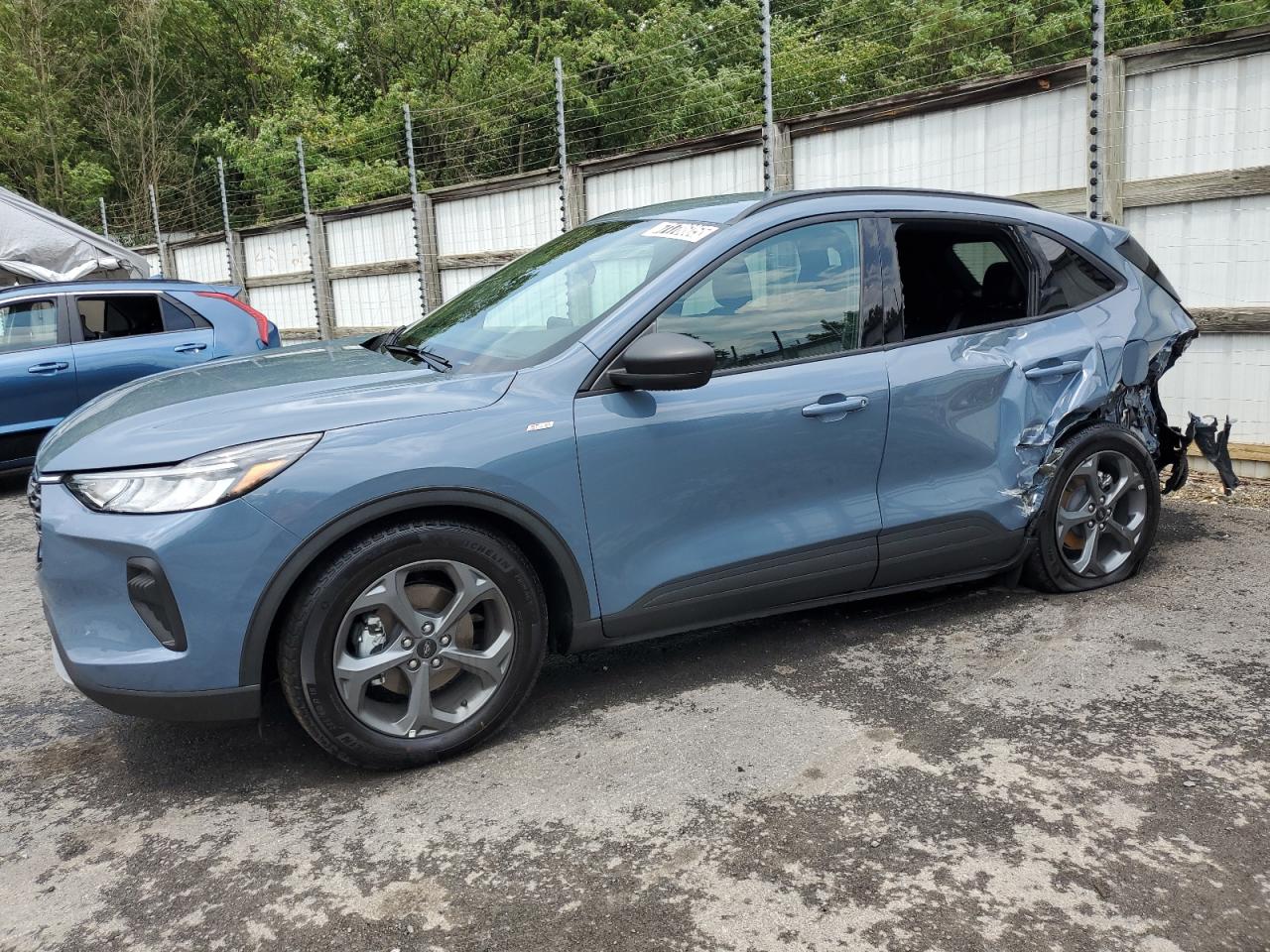 FORD ESCAPE ST LINE