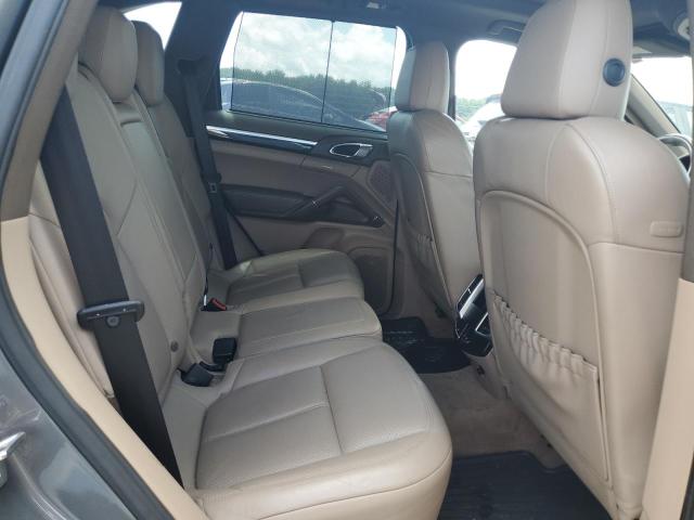 2012 PORSCHE CAYENNE S - WP1AE2A24CLA93950