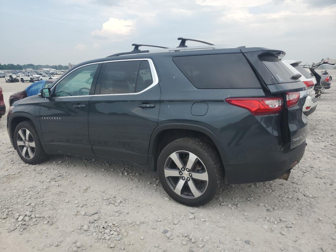 CHEVROLET TRAVERSE LT