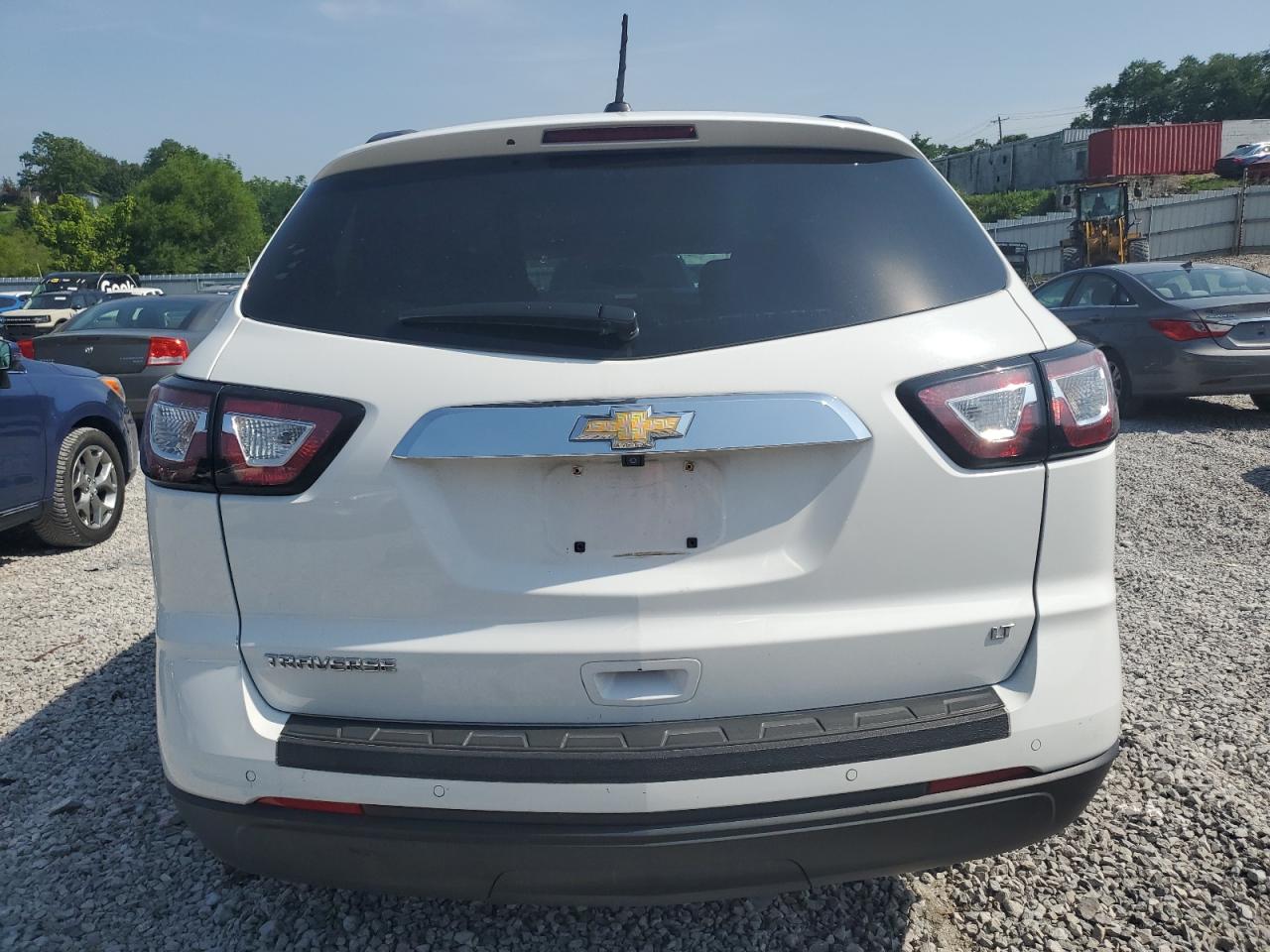 CHEVROLET TRAVERSE LT