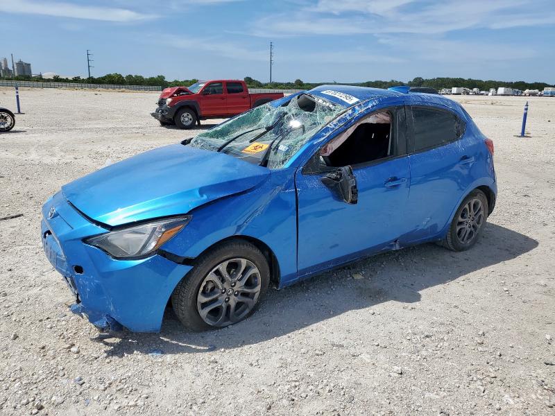 TOYOTA YARIS LE