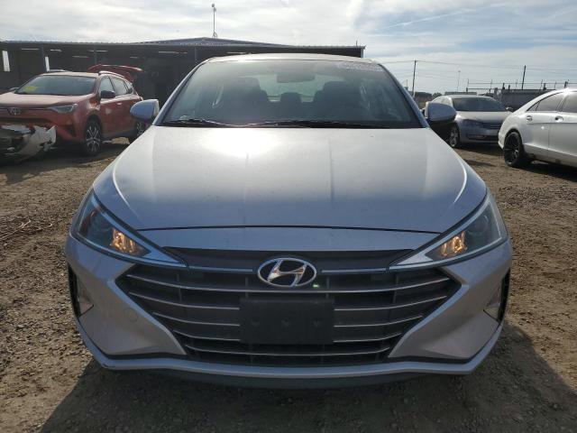 2019 HYUNDAI ELANTRA SE KMHD74LF2KU833391