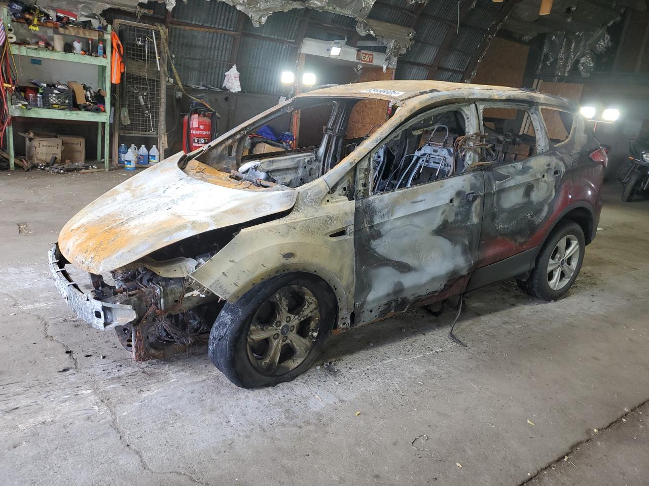 FORD ESCAPE SE