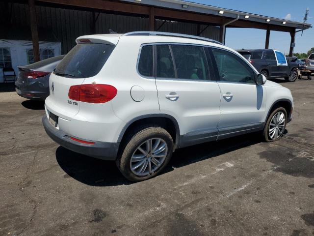 2015 VOLKSWAGEN TIGUAN S WVGAV7AX8FW607159