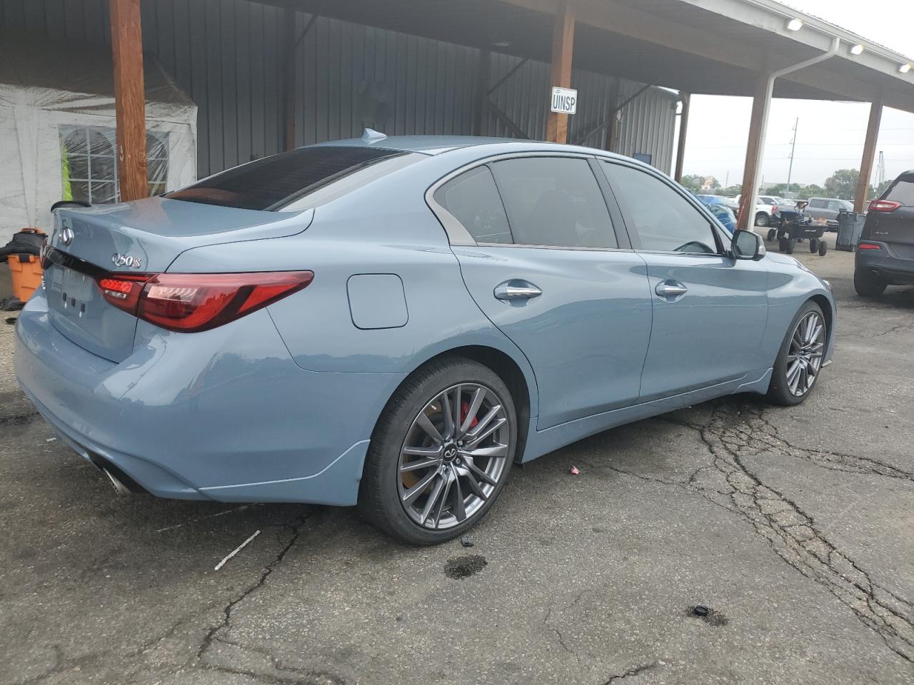 INFINITI Q50 RED SPORT 400