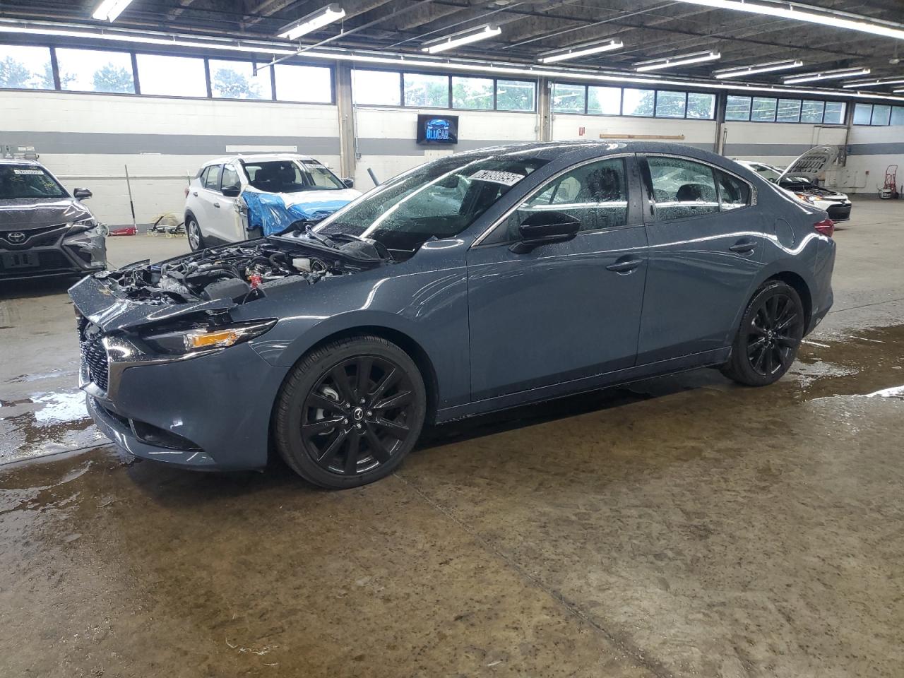 MAZDA 3 PREFERRED