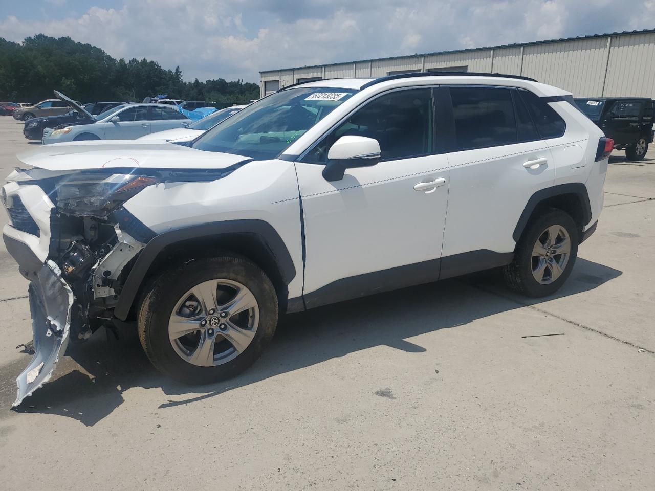TOYOTA RAV4 XLE