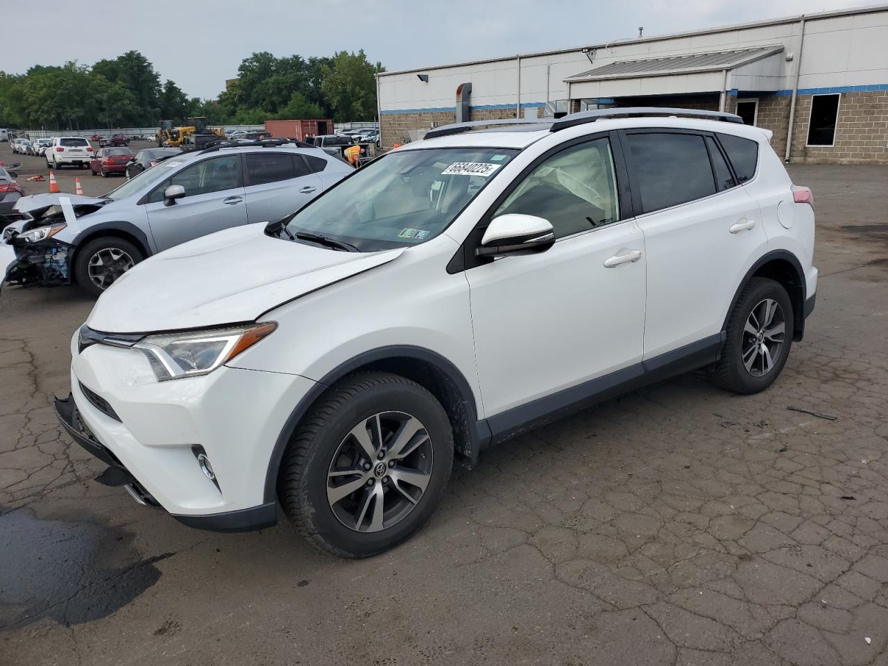 TOYOTA RAV4 XLE
