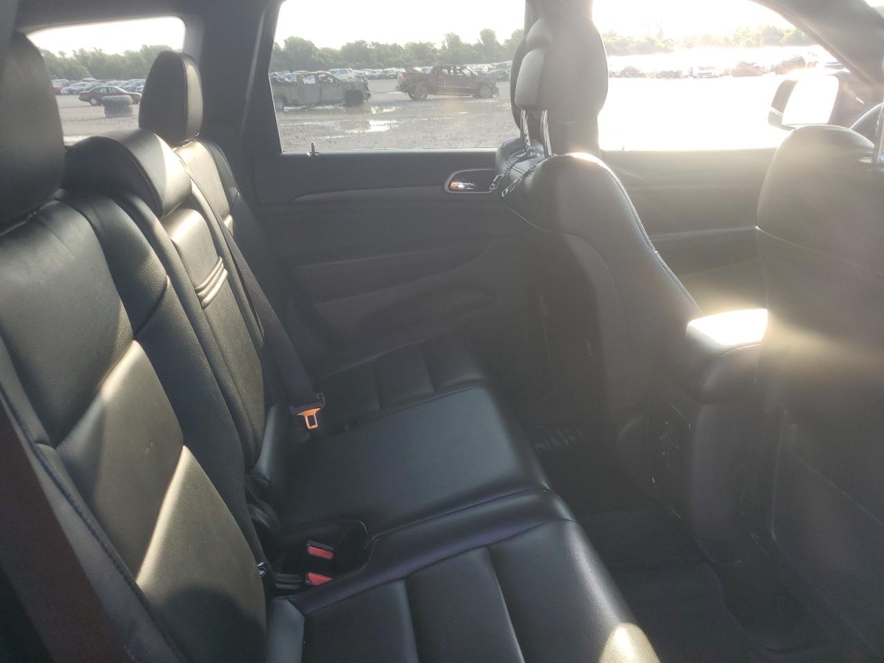 JEEP GRAND CHEROKEE LAREDO