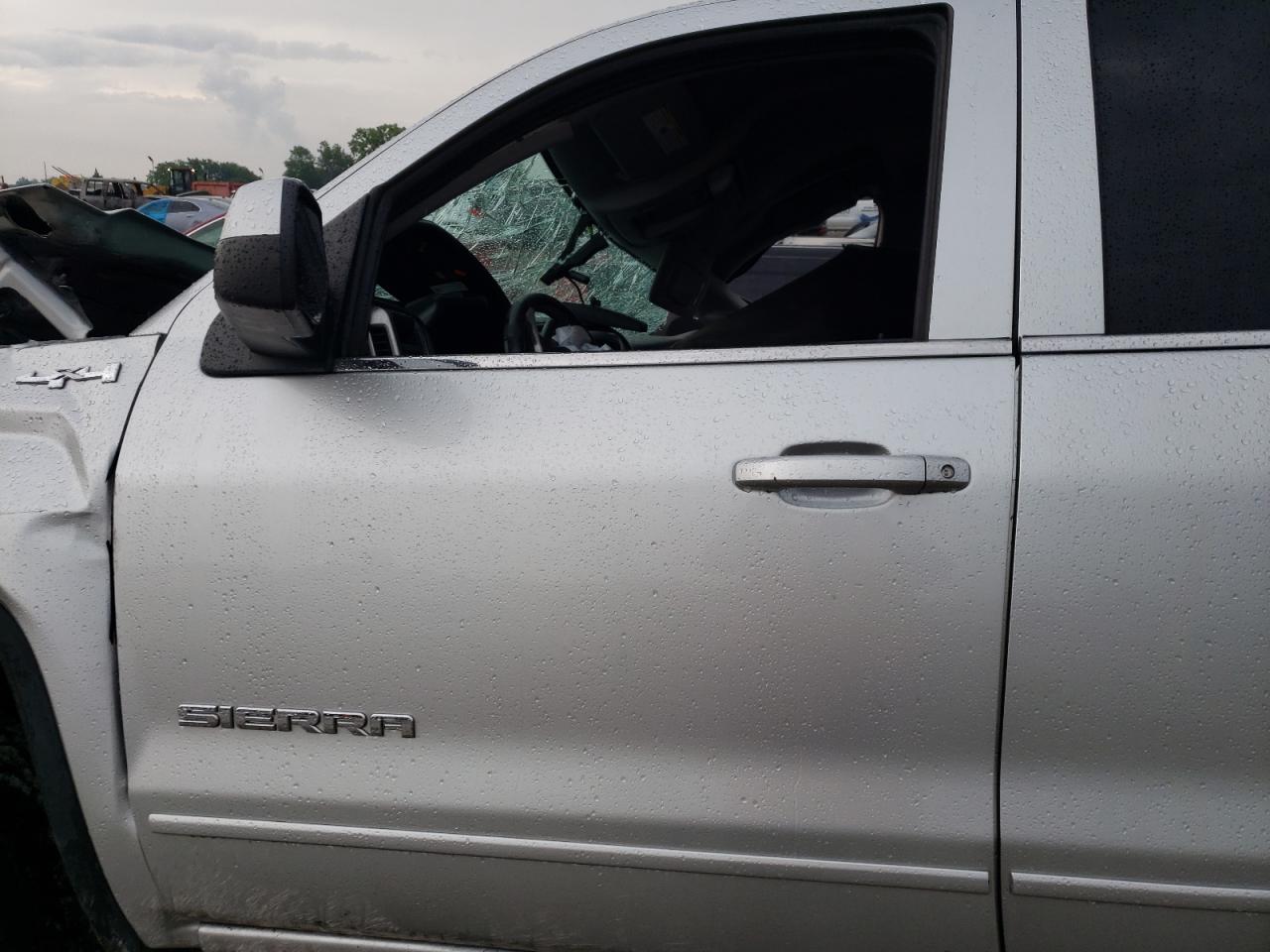 GMC SIERRA K1500 SLE